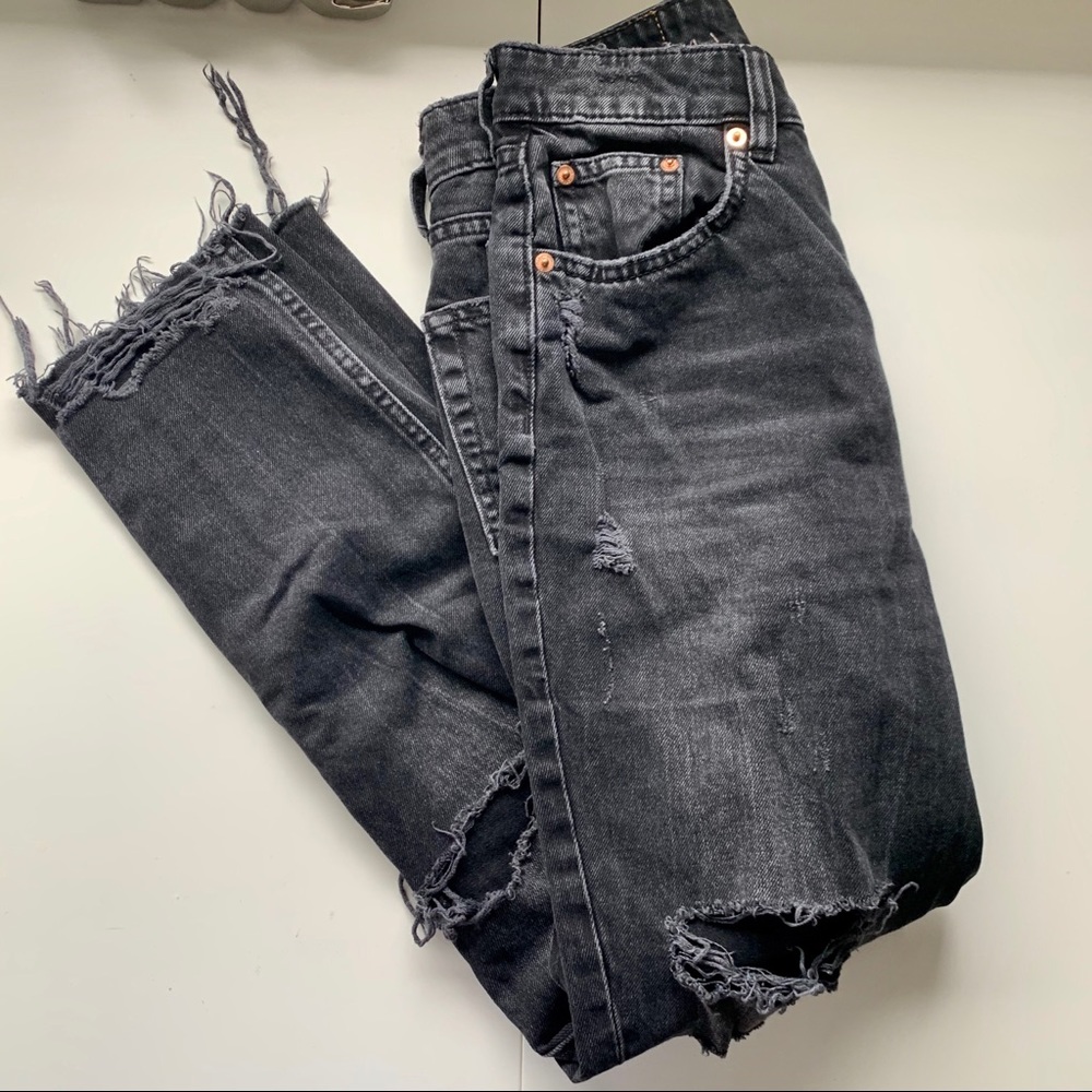 Black ripped mom jeans